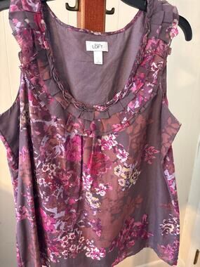 Loft Floral Scallop Collared Sleeveless Top Sz Large